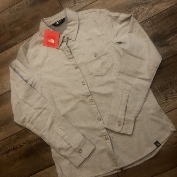 The North Face Vintage White Flannel Button Down - Picture 2 of 5